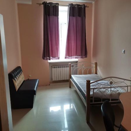 Freedom Hostel Uzhhorod Exterior photo
